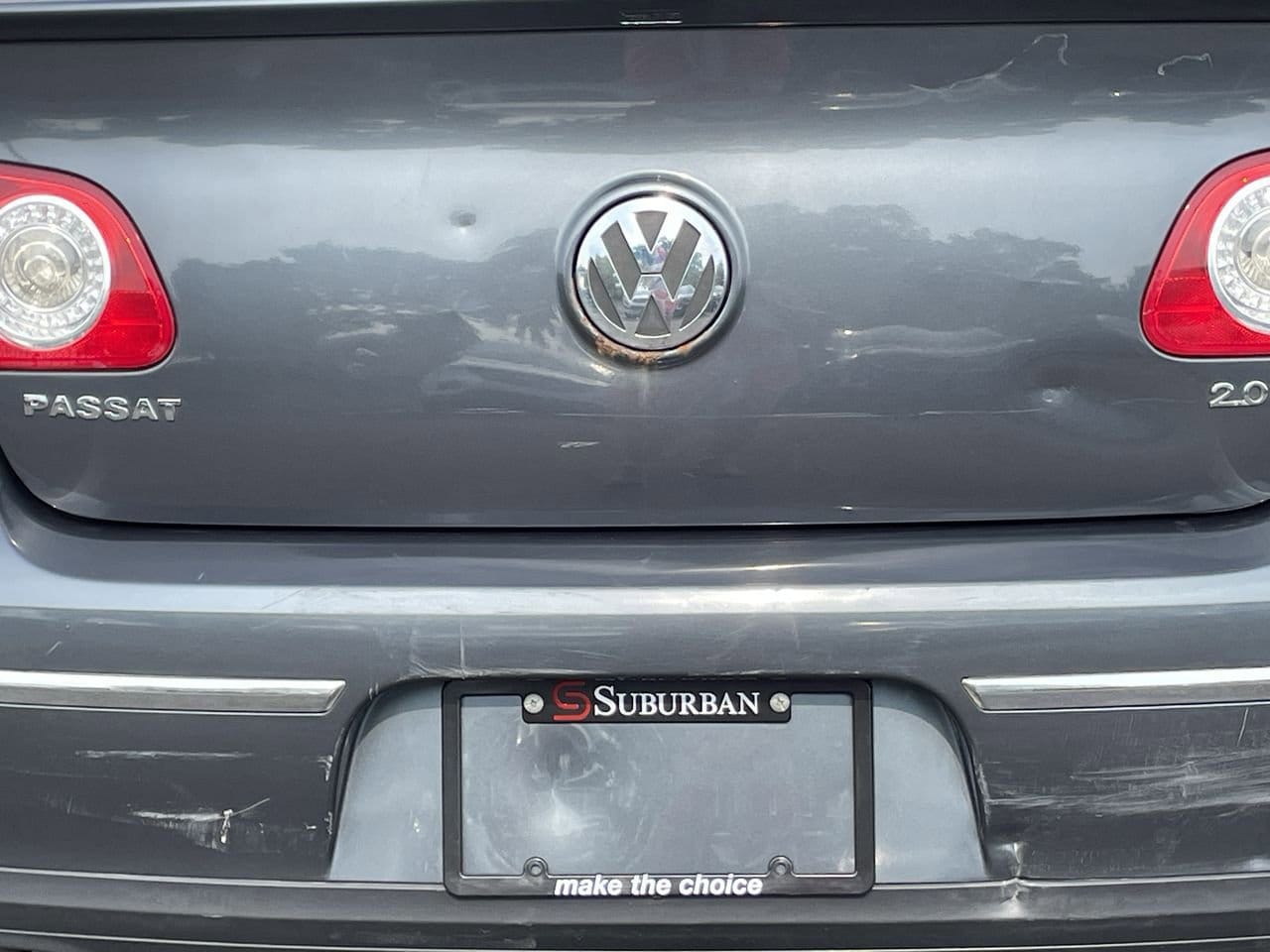 Thumbnail: 2010 Volkswagen Passat - 38