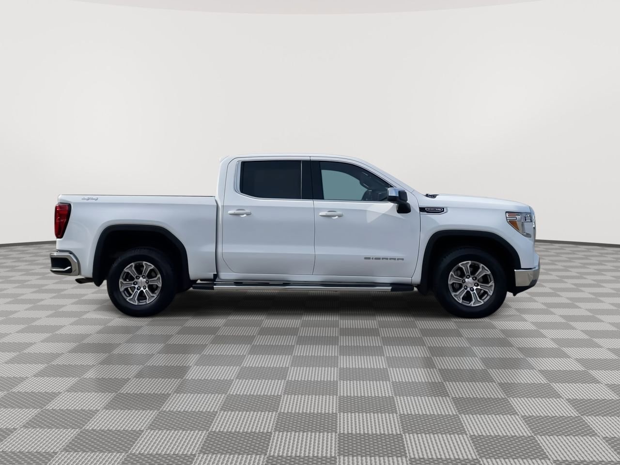 2020 GMC Sierra 1500 SLE 9