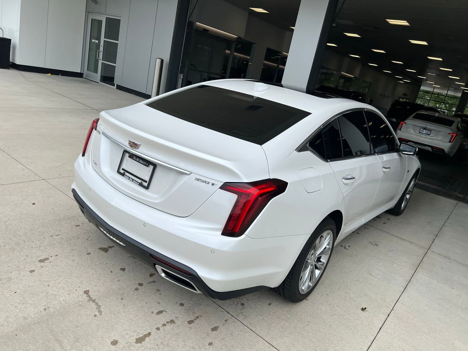 Thumbnail: 2021 Cadillac CT5 - 3