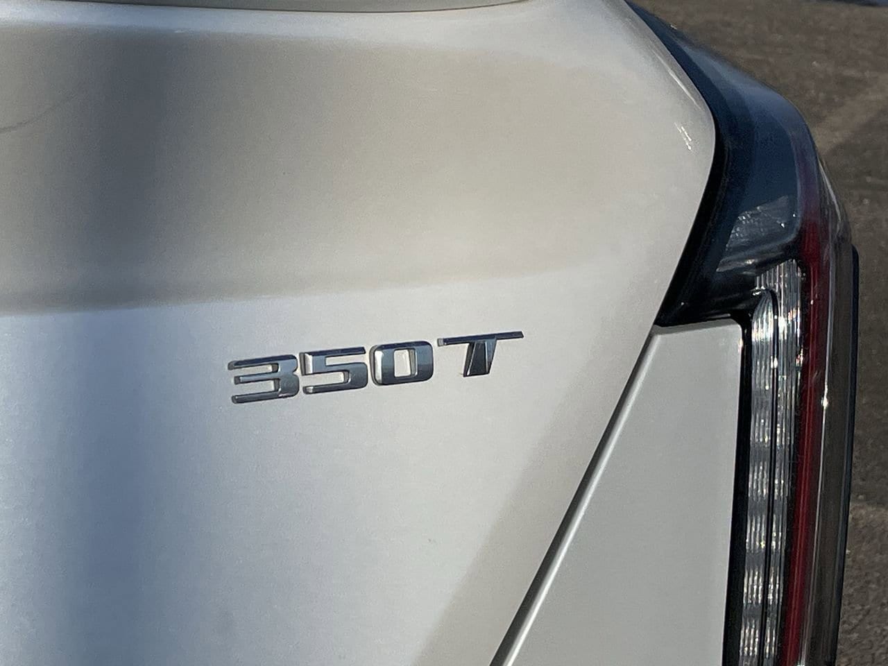 Thumbnail: 2023 Cadillac CT4 - 39