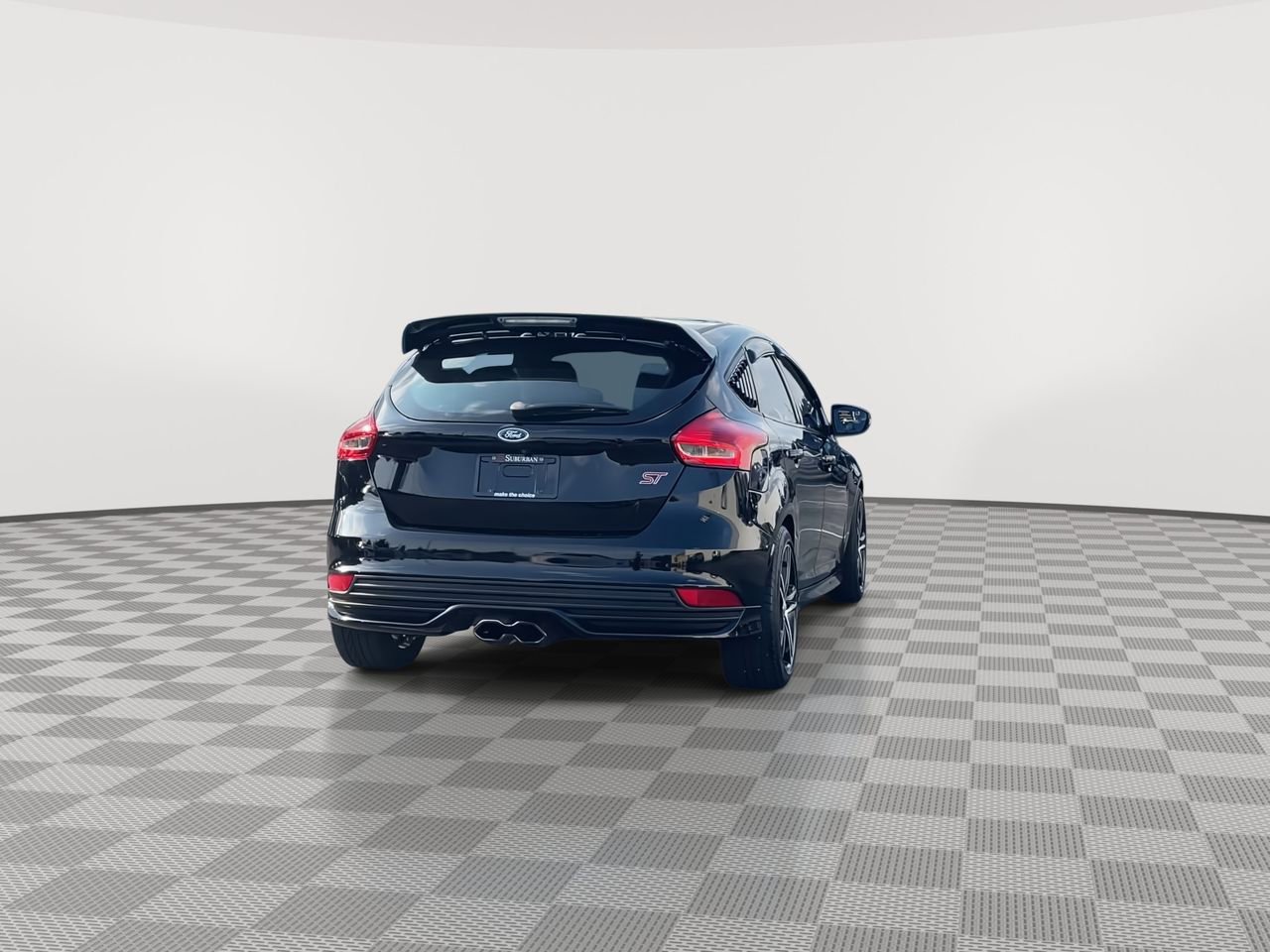 Thumbnail: 2017 Ford Focus - 7