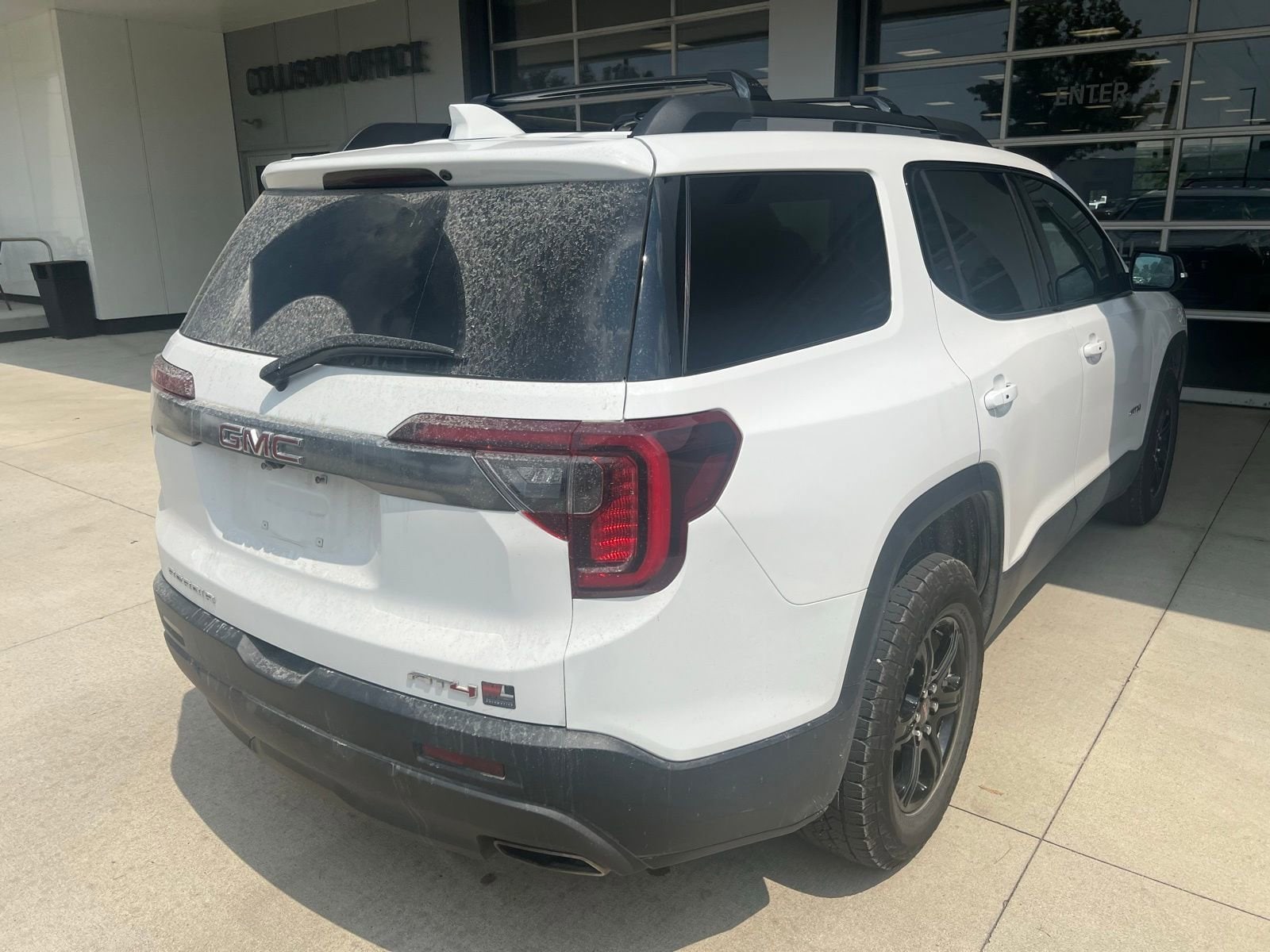 Thumbnail: 2023 GMC Acadia - 3