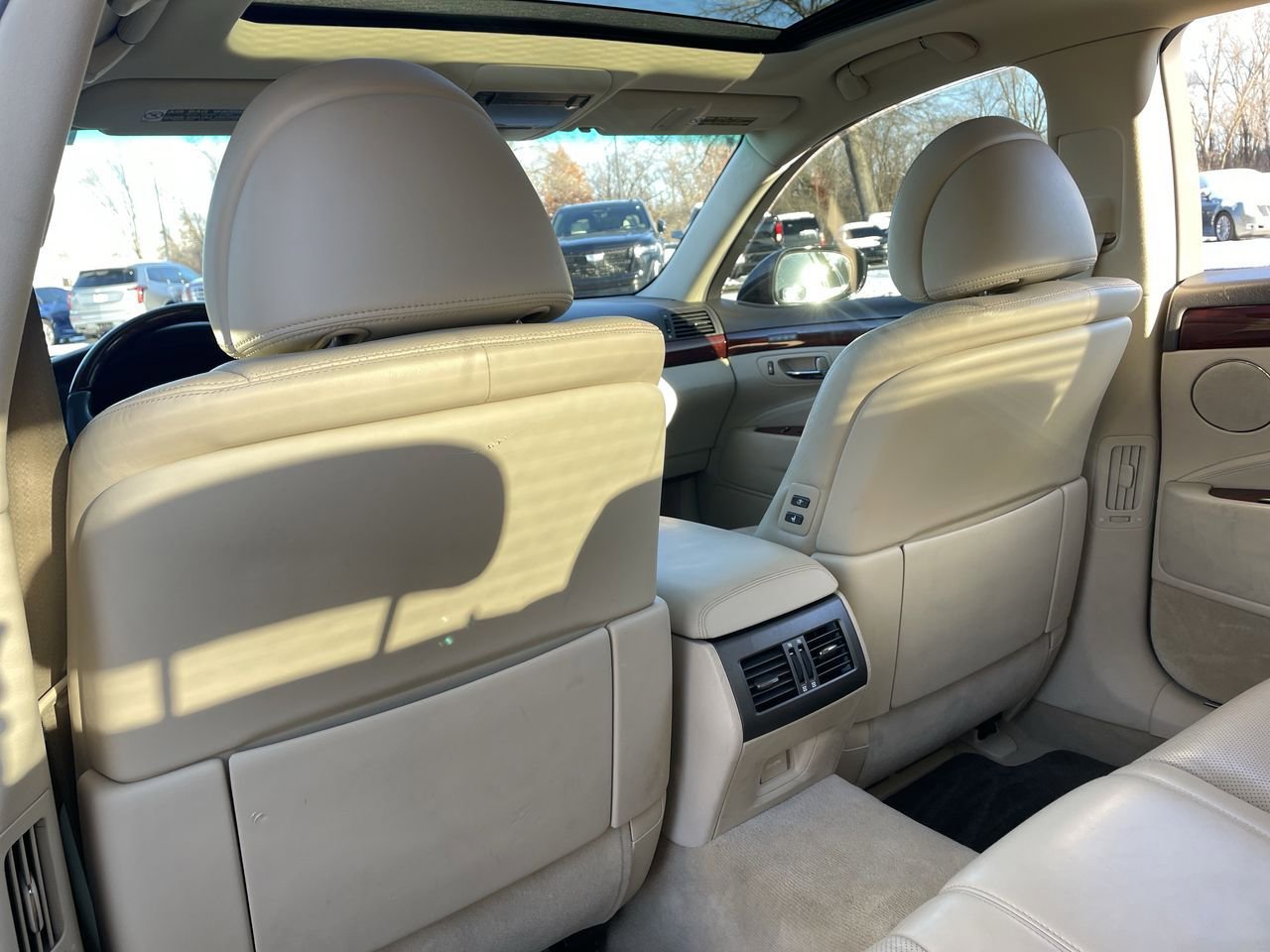 Thumbnail: 2012 Lexus LS - 20