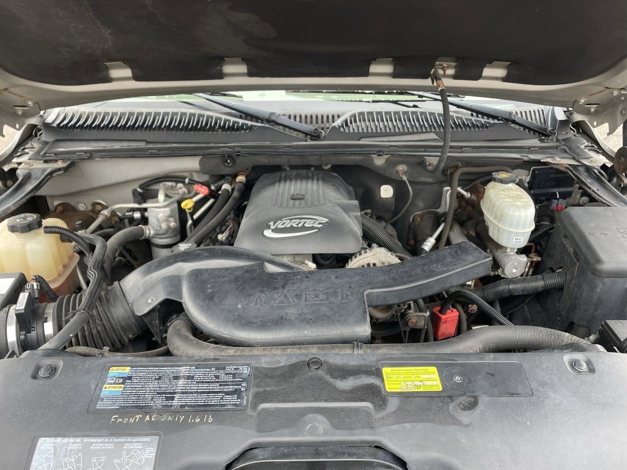 Thumbnail: 2005 Chevrolet Suburban - 34