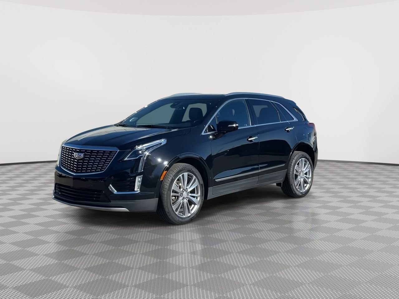Thumbnail: 2024 Cadillac XT5 - 4