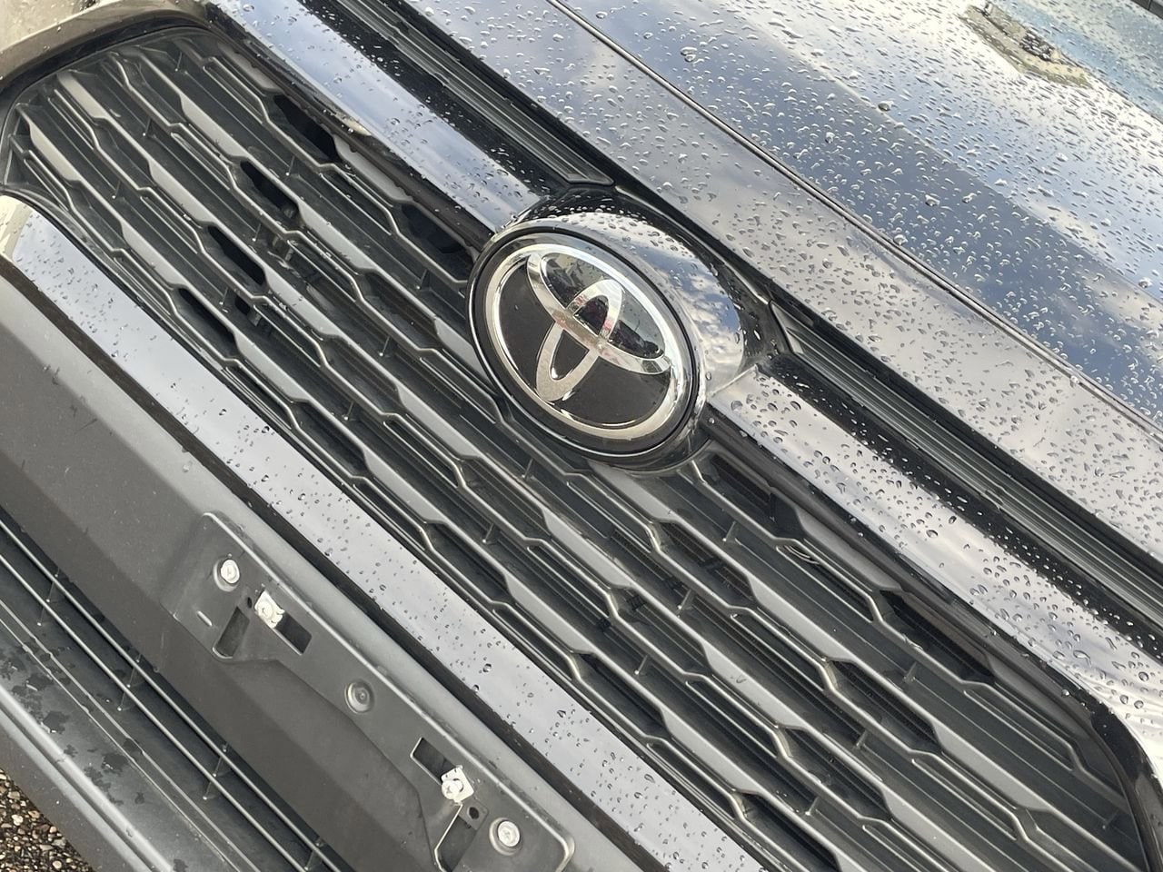 Thumbnail: 2023 Toyota RAV4 - 32