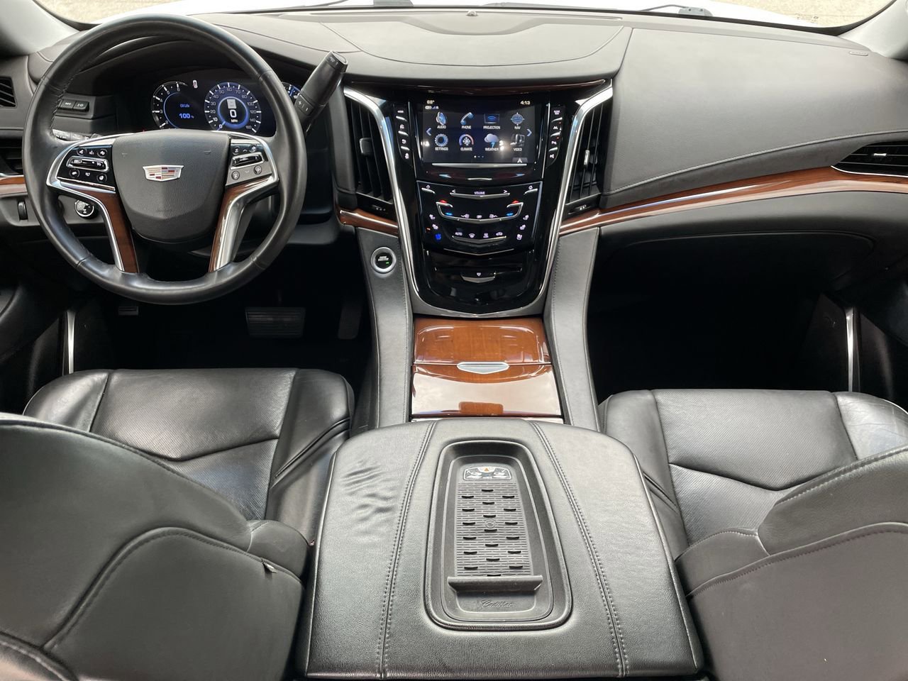 Thumbnail: 2017 Cadillac Escalade - 28