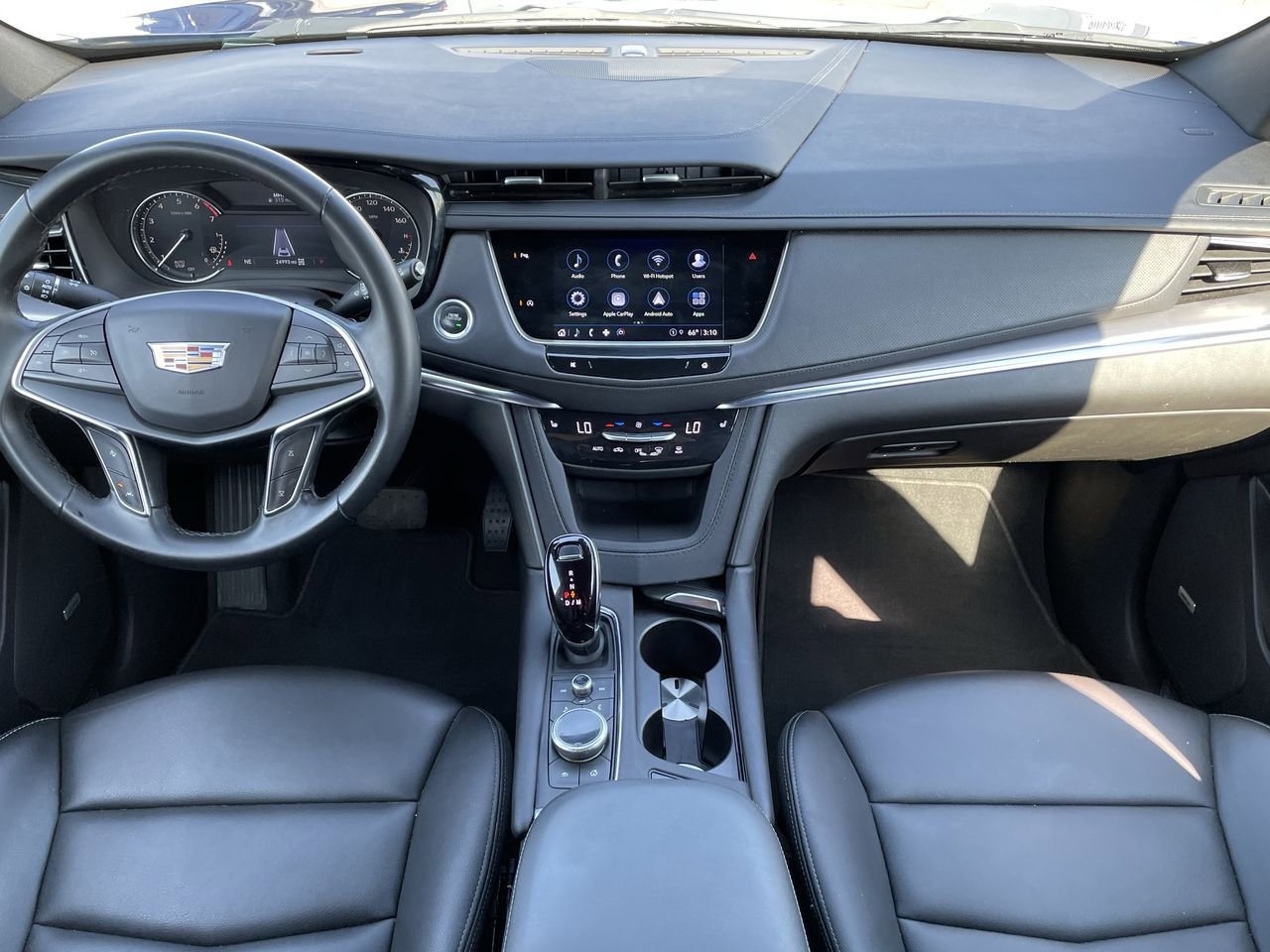 Thumbnail: 2024 Cadillac XT5 - 22