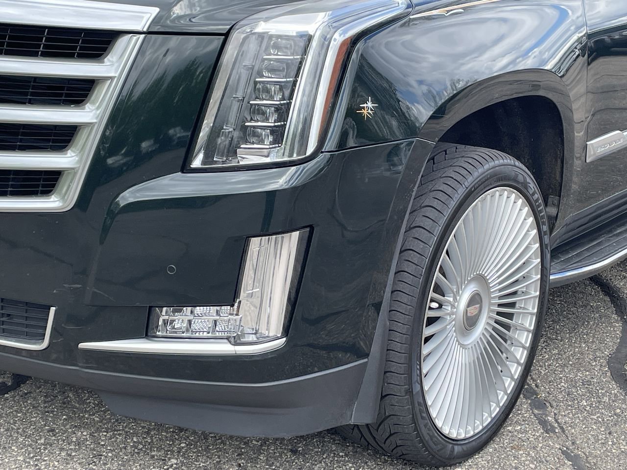 Thumbnail: 2016 Cadillac Escalade - 42