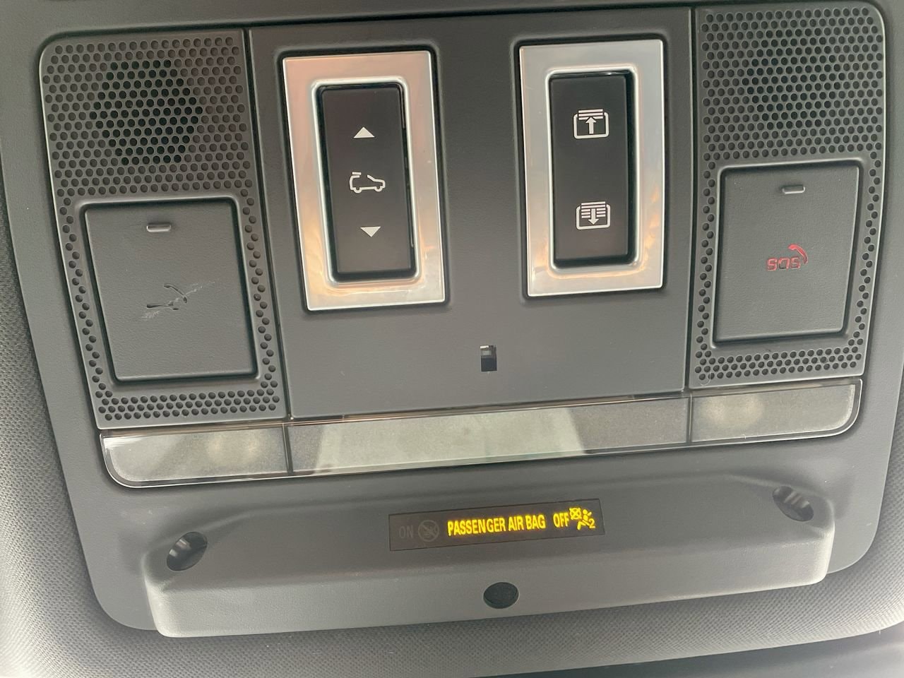 Thumbnail: 2021 Jaguar F-Pace - 31