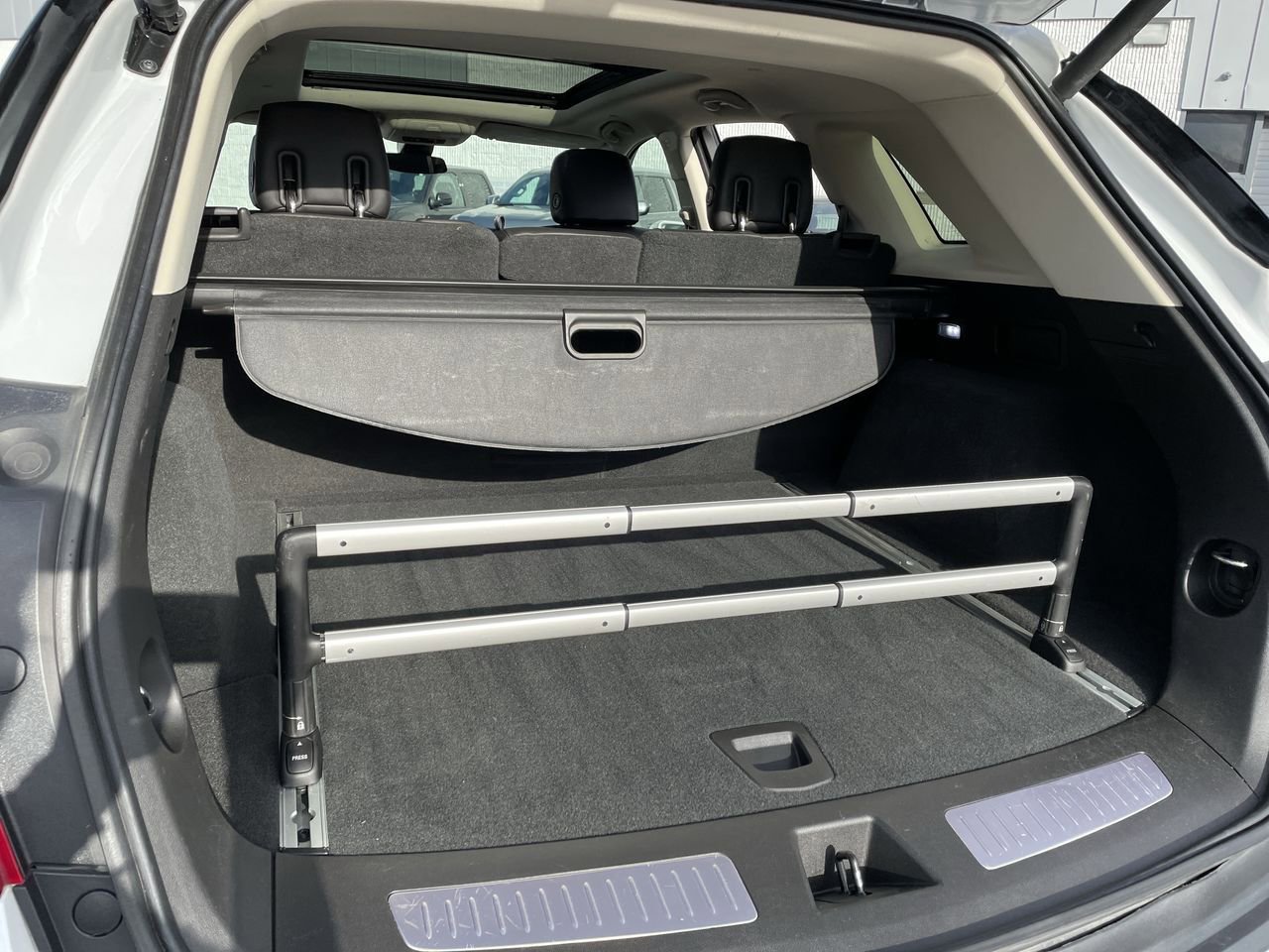 Thumbnail: 2019 Cadillac XT5 - 17