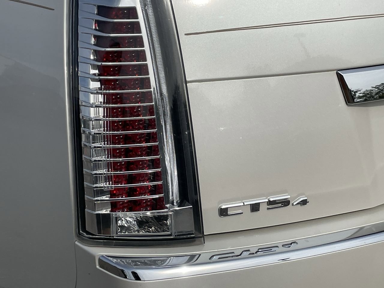 Thumbnail: 2011 Cadillac CTS - 35