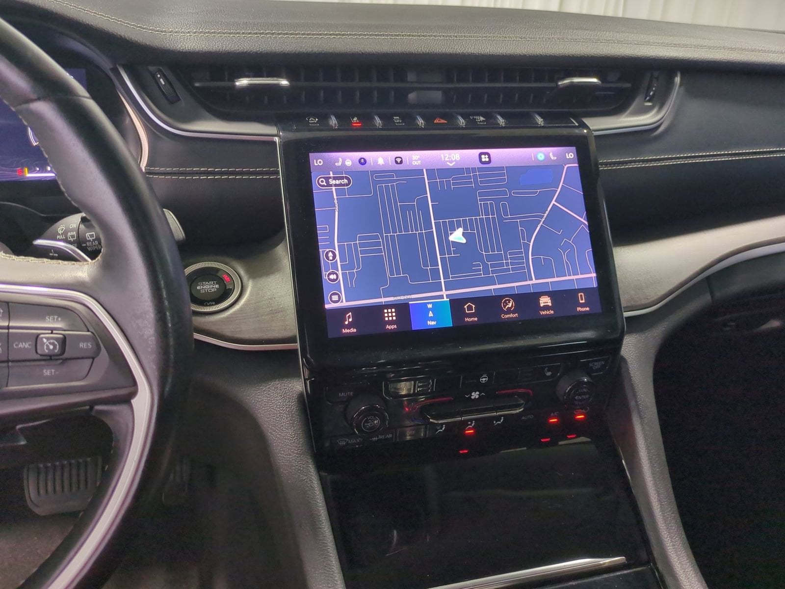 Thumbnail: 2022 Jeep Grand Cherokee L - 25