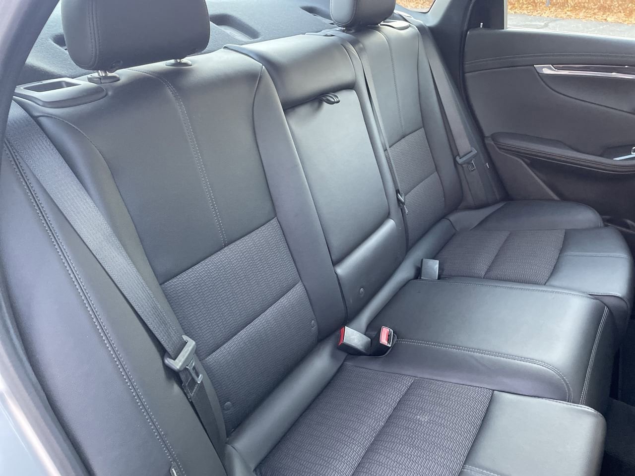 Thumbnail: 2017 Chevrolet Impala - 15