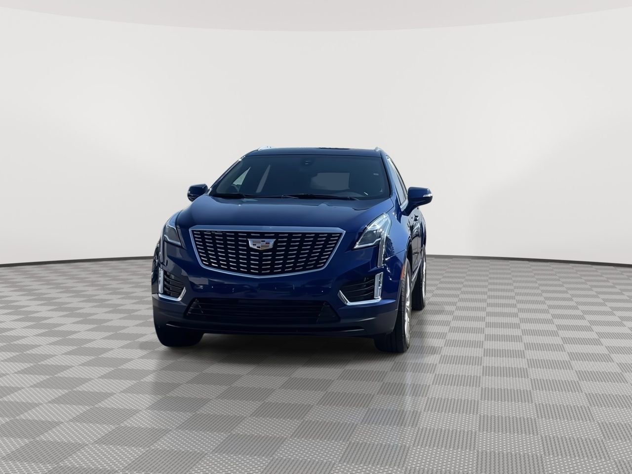 Thumbnail: 2024 Cadillac XT5 - 4