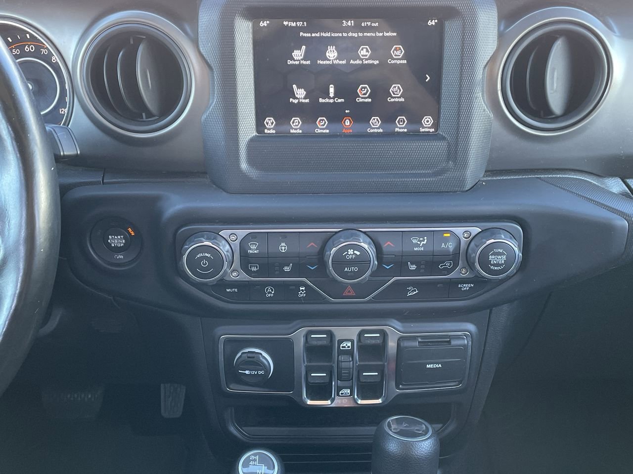 Thumbnail: 2019 Jeep Wrangler - 13