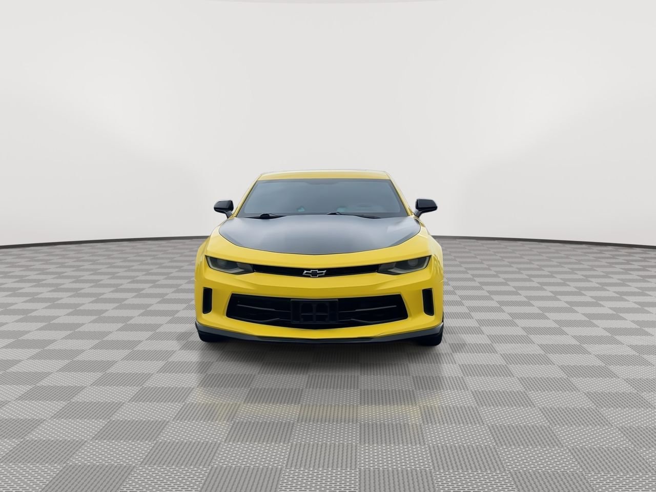 Thumbnail: 2018 Chevrolet Camaro - 3