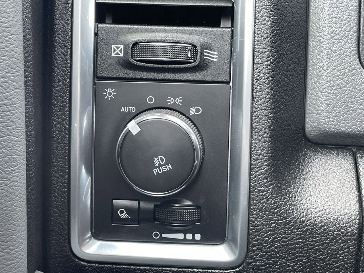 Thumbnail: 2018 RAM 1500 - 26