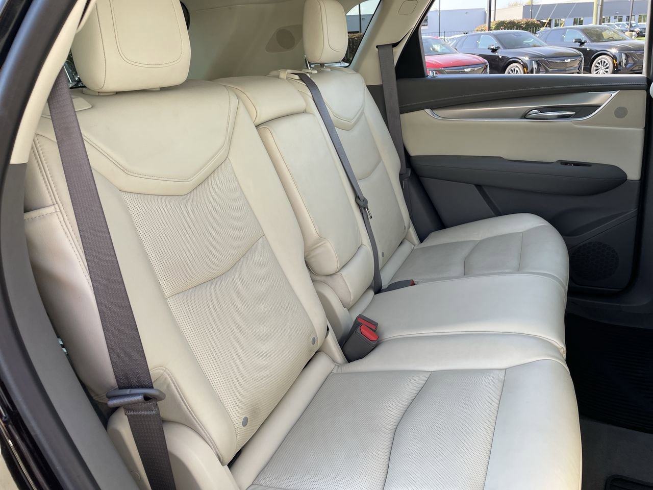 Thumbnail: 2017 Cadillac XT5 - 15