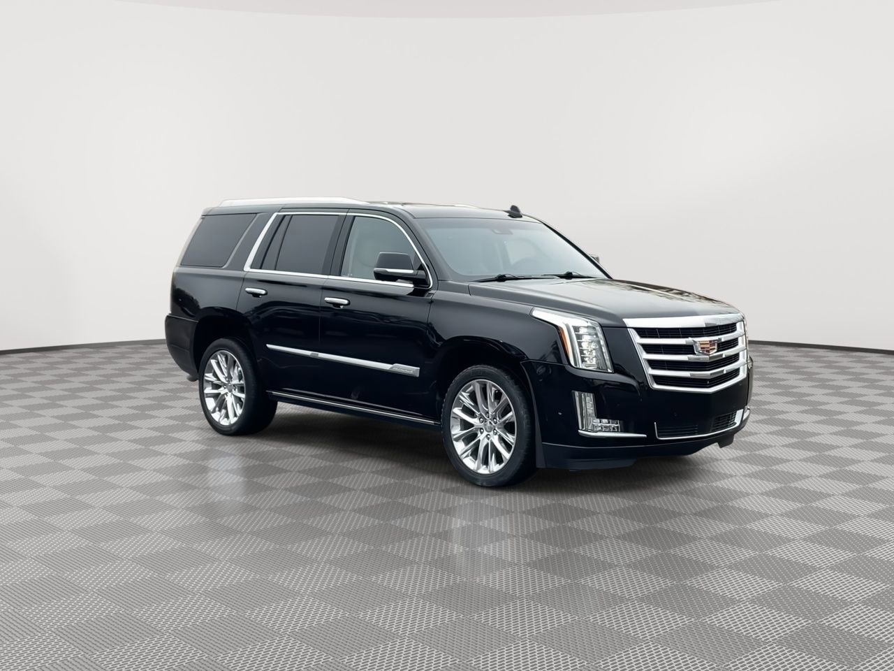 2019 Cadillac Escalade Premium Luxury photo 2