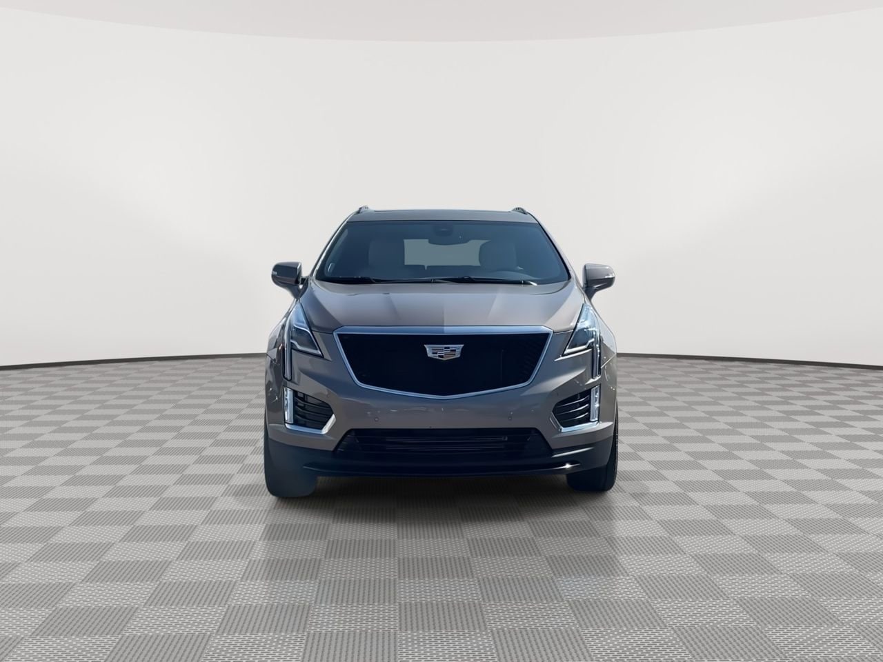 Thumbnail: 2023 Cadillac XT5 - 3