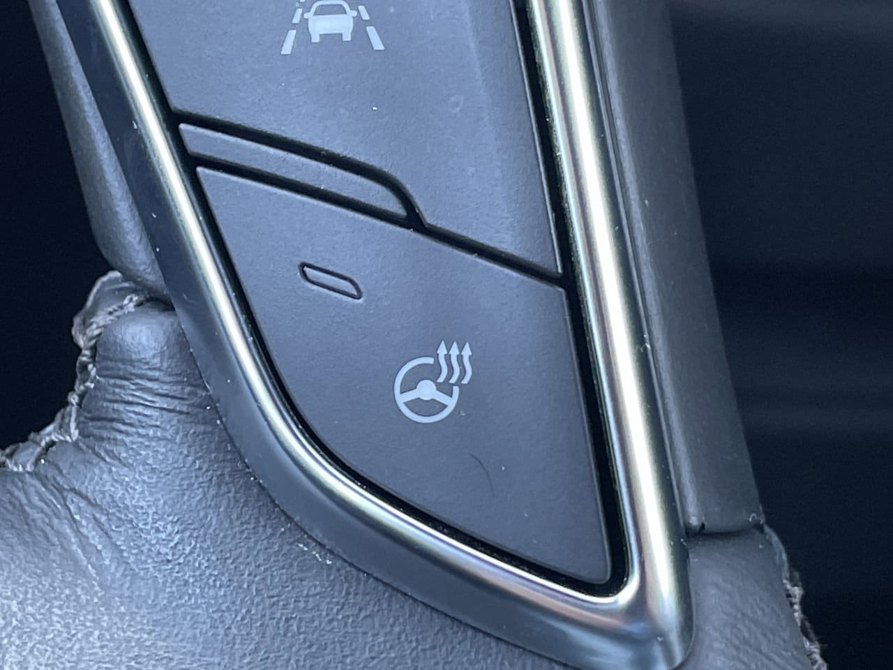 Thumbnail: 2024 Cadillac XT5 - 25