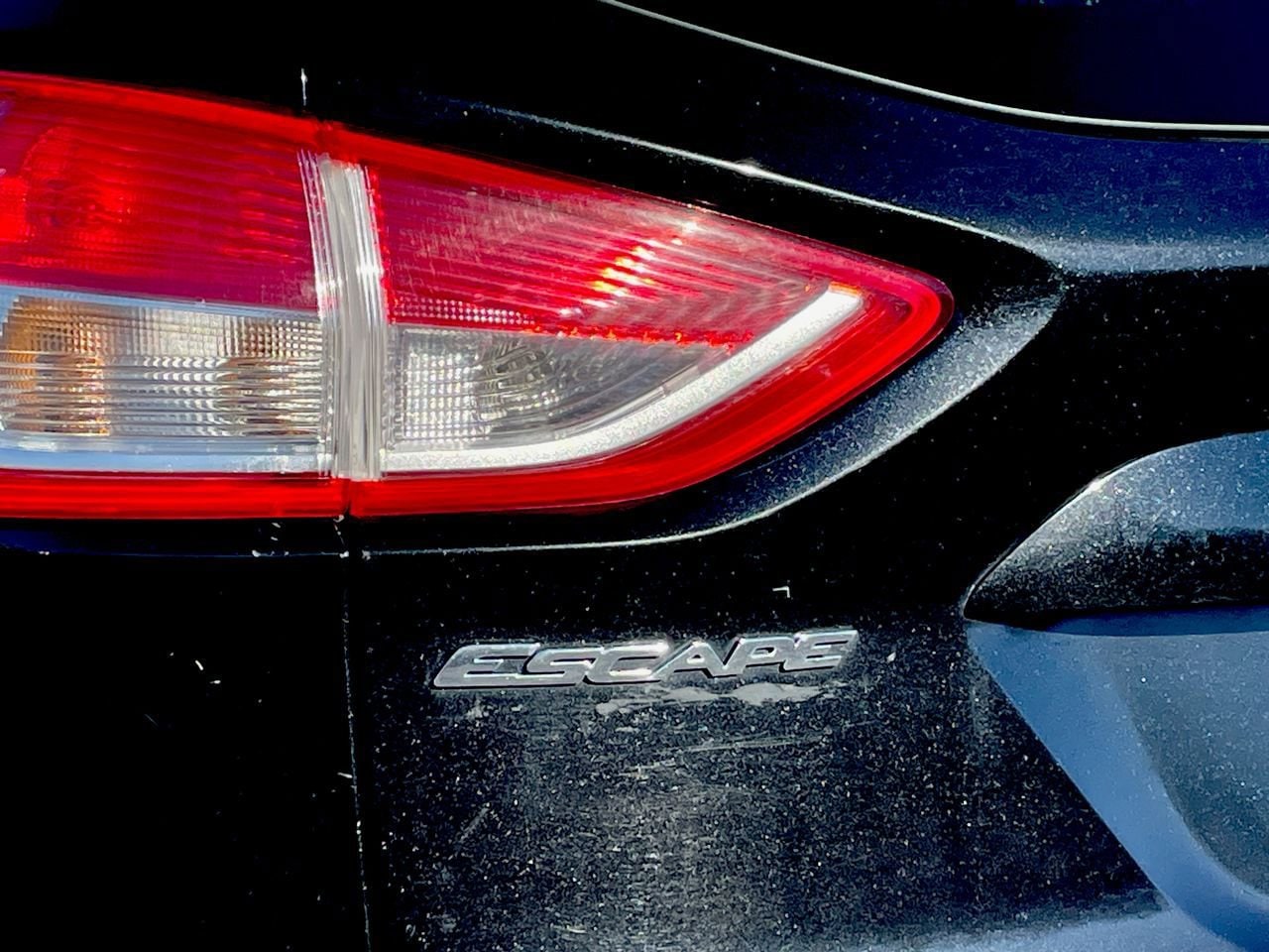 Thumbnail: 2015 Ford Escape - 33