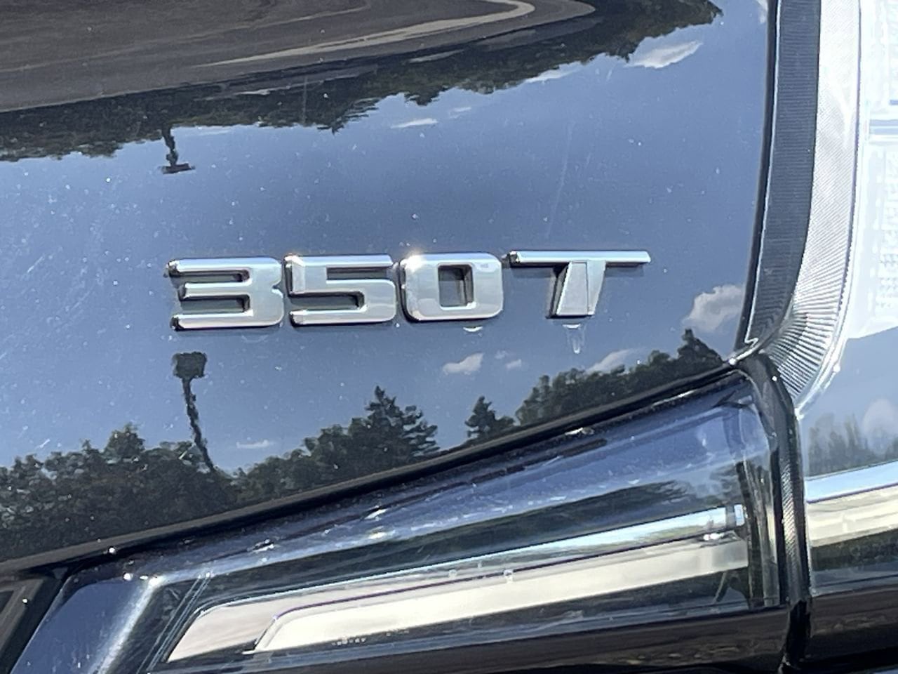 Thumbnail: 2022 Cadillac XT4 - 43