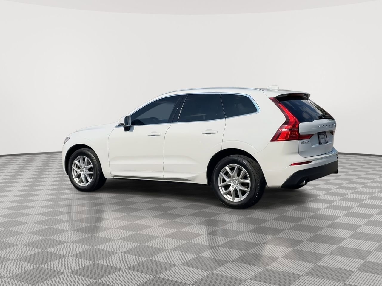 Thumbnail: 2020 Volvo XC60 - 6