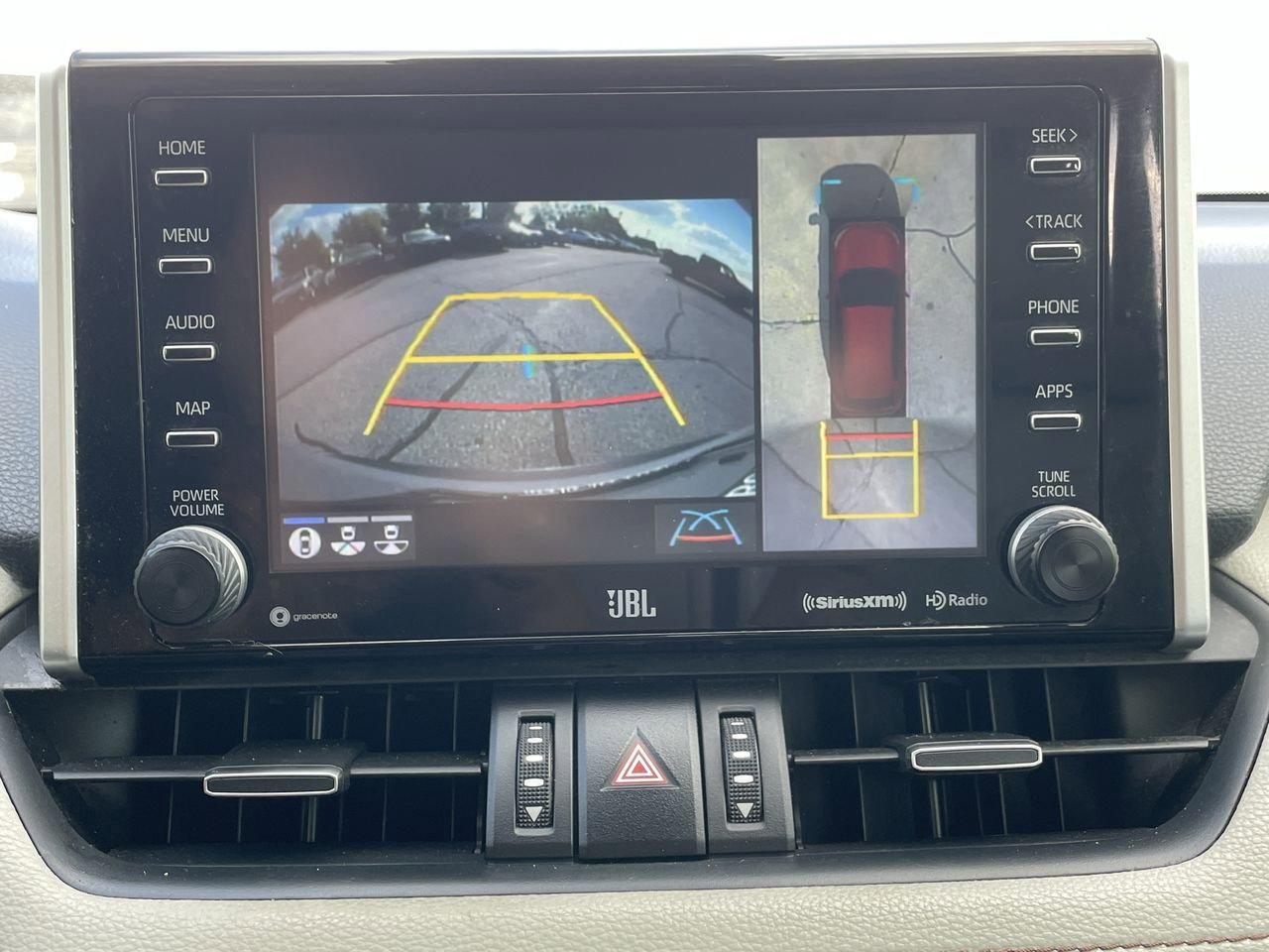 Thumbnail: 2019 Toyota RAV4 - 27