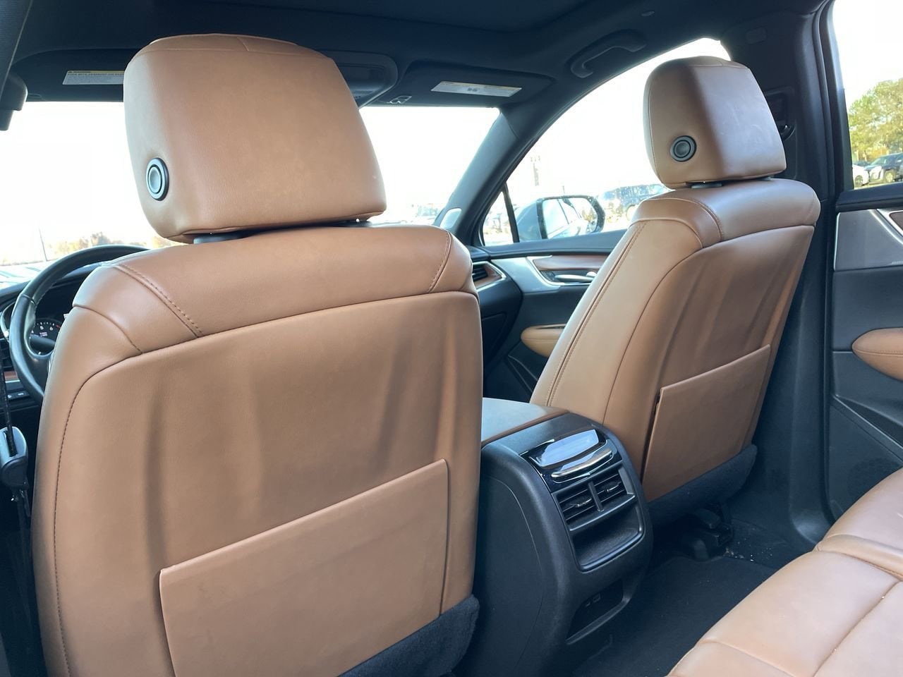 Thumbnail: 2023 Cadillac XT5 - 20