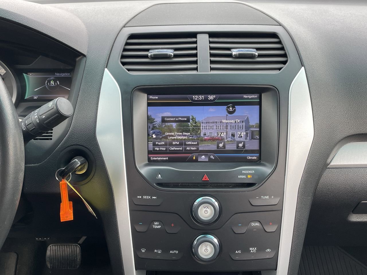 Thumbnail: 2014 Ford Explorer - 13