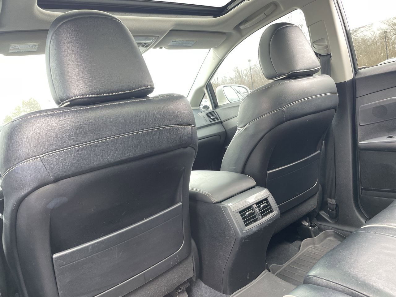 Thumbnail: 2013 Toyota Venza - 20