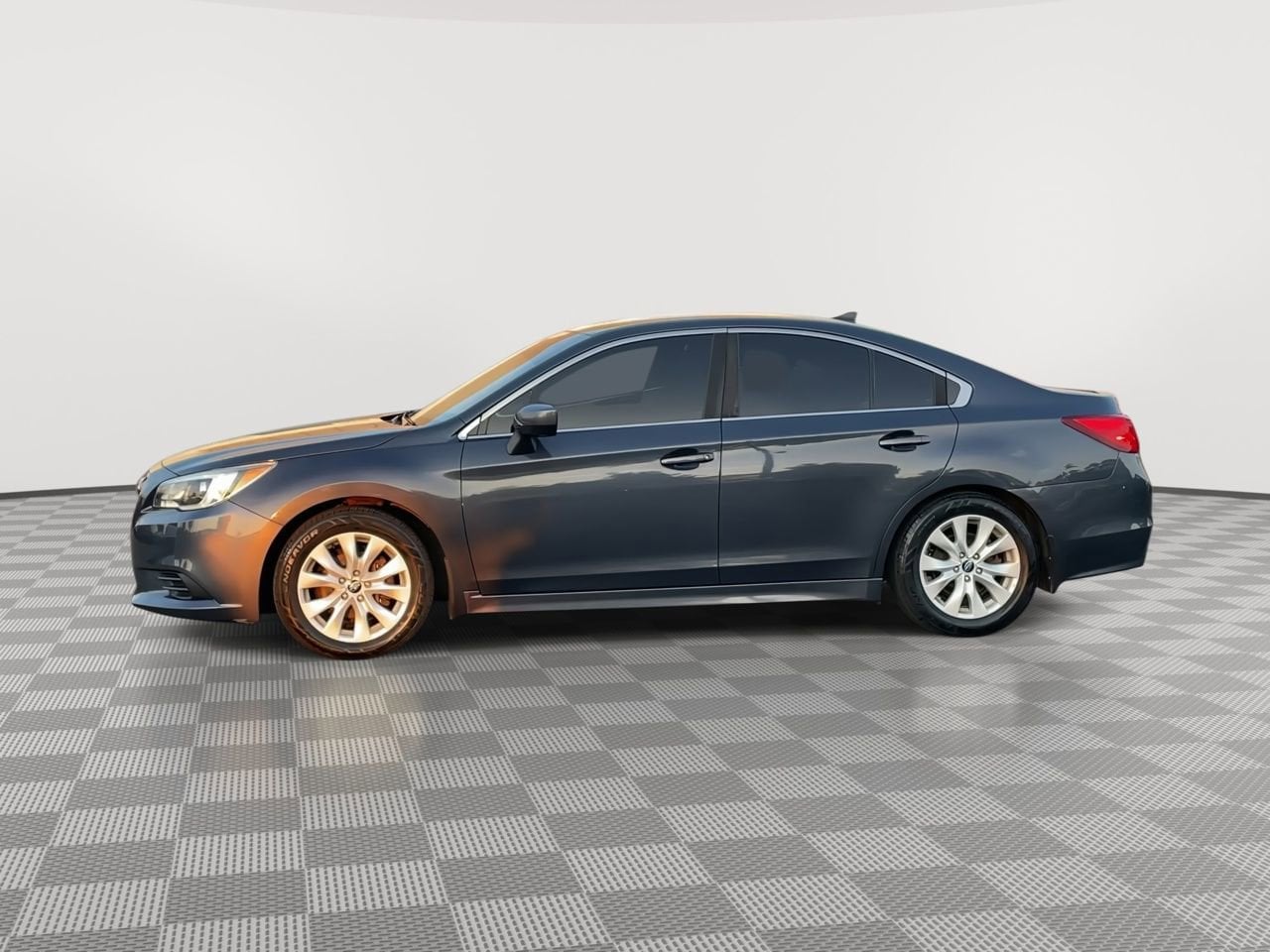 Thumbnail: 2017 Subaru Legacy - 5