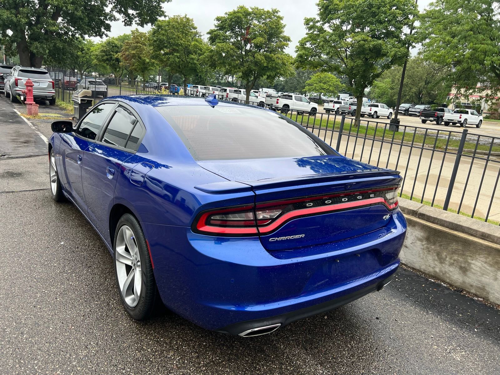 2018 Dodge Charger R/T photo 2