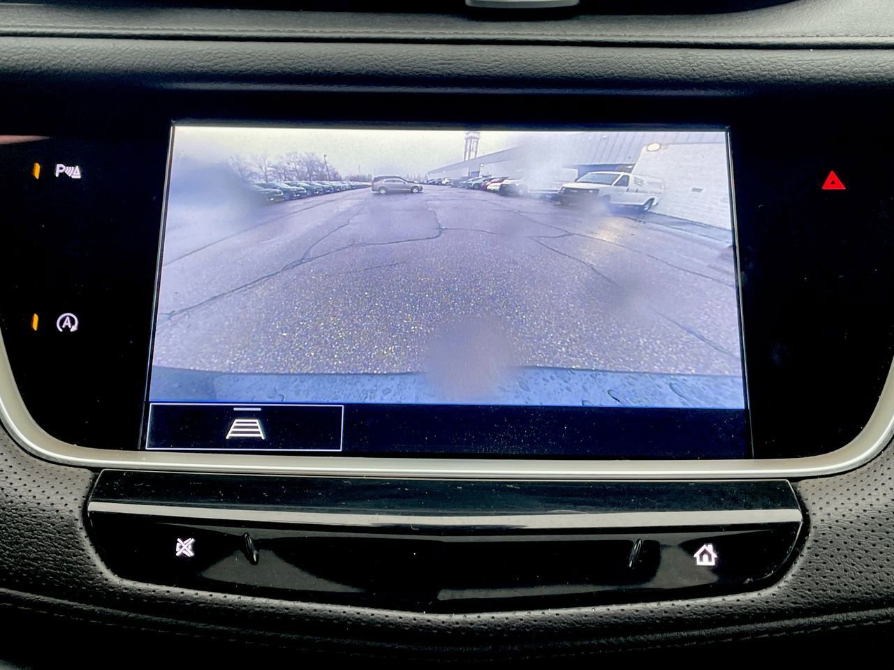 Thumbnail: 2022 Cadillac XT5 - 28