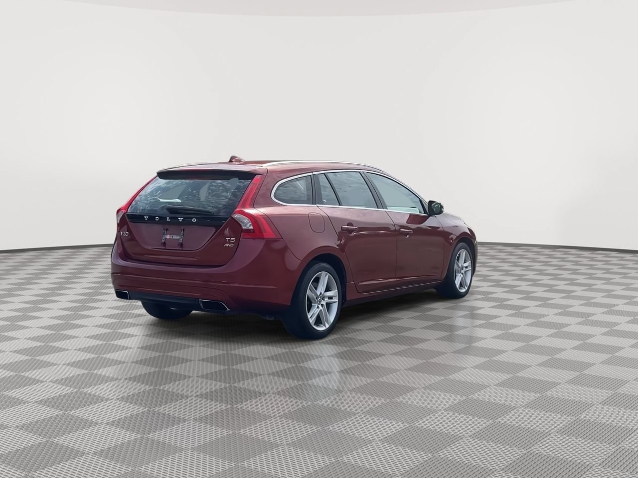 Thumbnail: 2015 Volvo V60 - 8