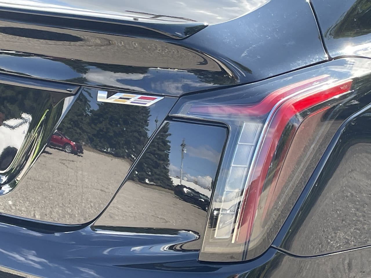 Thumbnail: 2023 Cadillac CT5 - 39