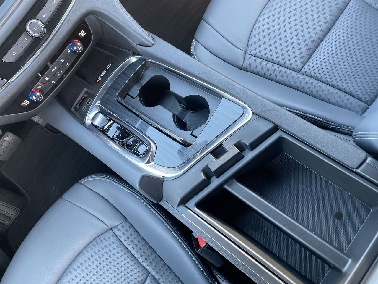 Thumbnail: 2023 Buick Enclave - 25