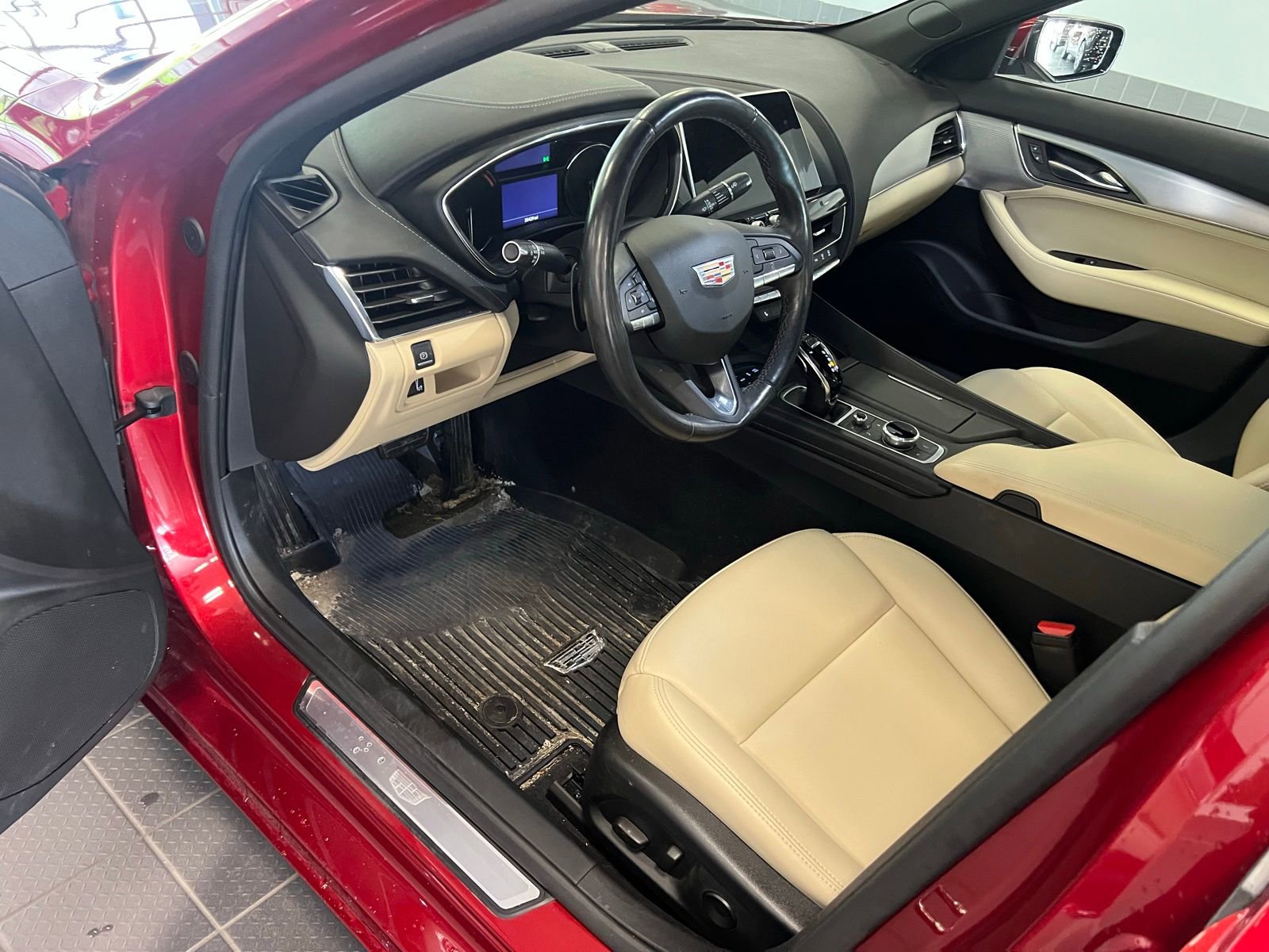 Thumbnail: 2021 Cadillac CT5 - 5