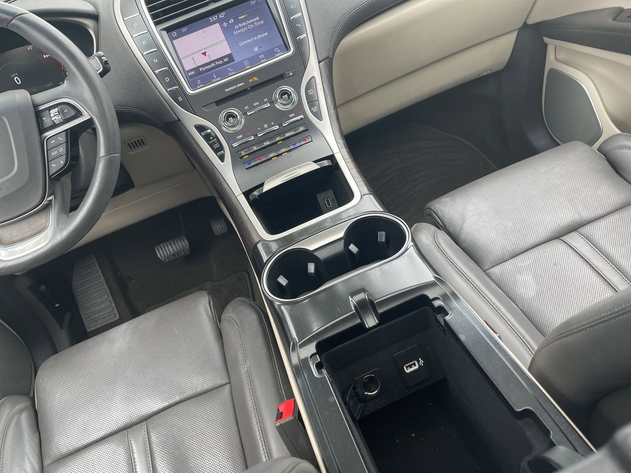 2020 Lincoln Nautilus Reserve 27