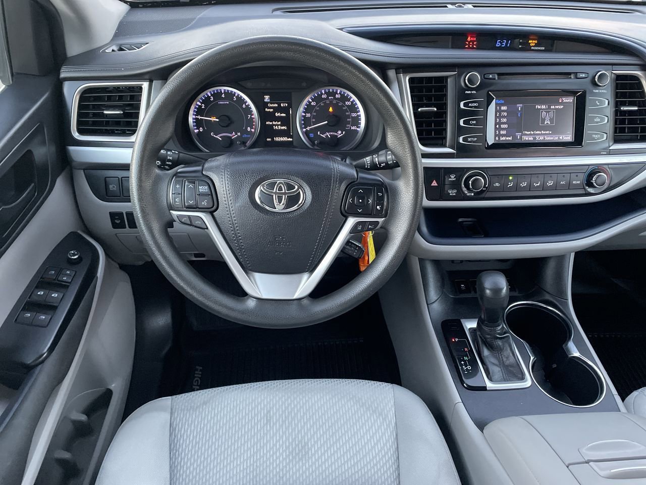 Thumbnail: 2019 Toyota Highlander - 11