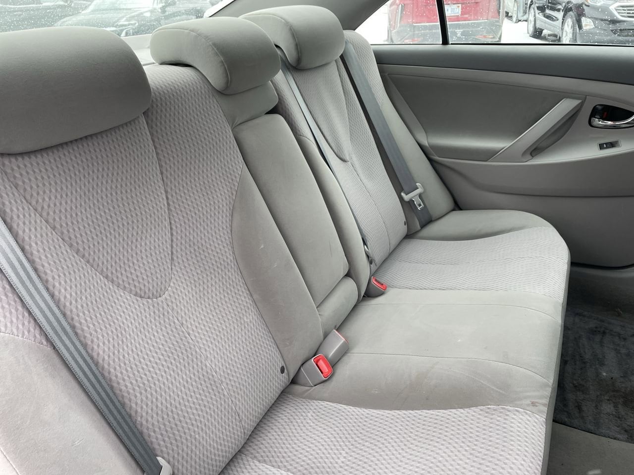 Thumbnail: 2010 Toyota Camry - 15