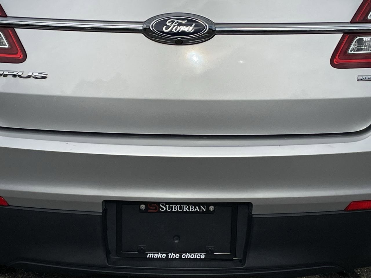 Thumbnail: 2015 Ford Taurus - 37