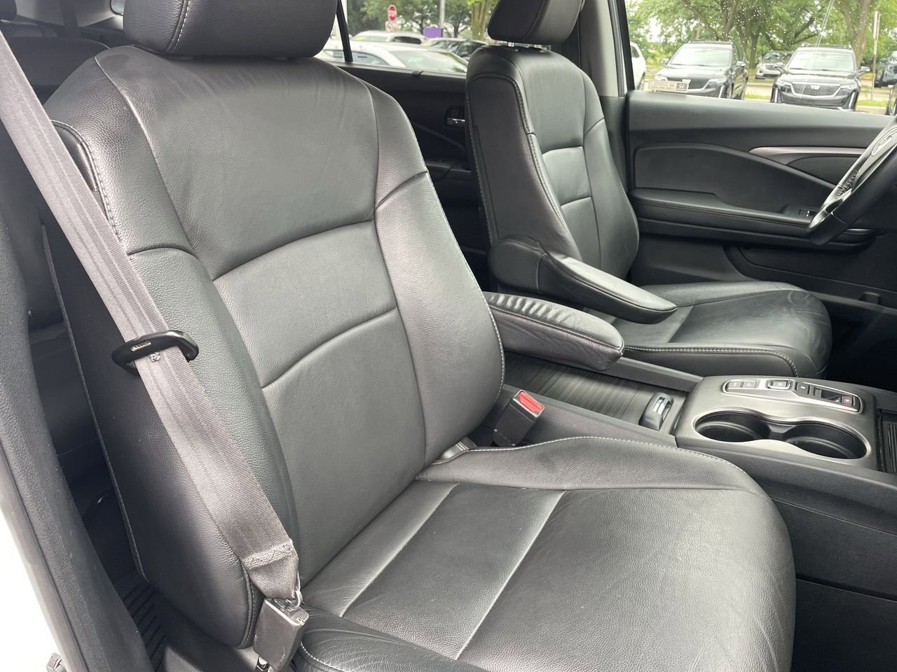 Thumbnail: 2022 Honda Pilot - 14