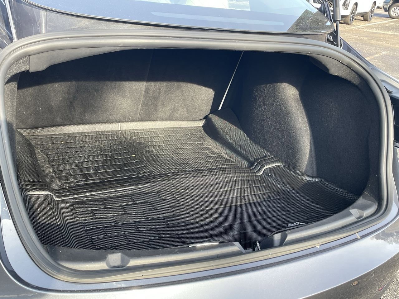 Thumbnail: 2020 Tesla Model 3 - 17