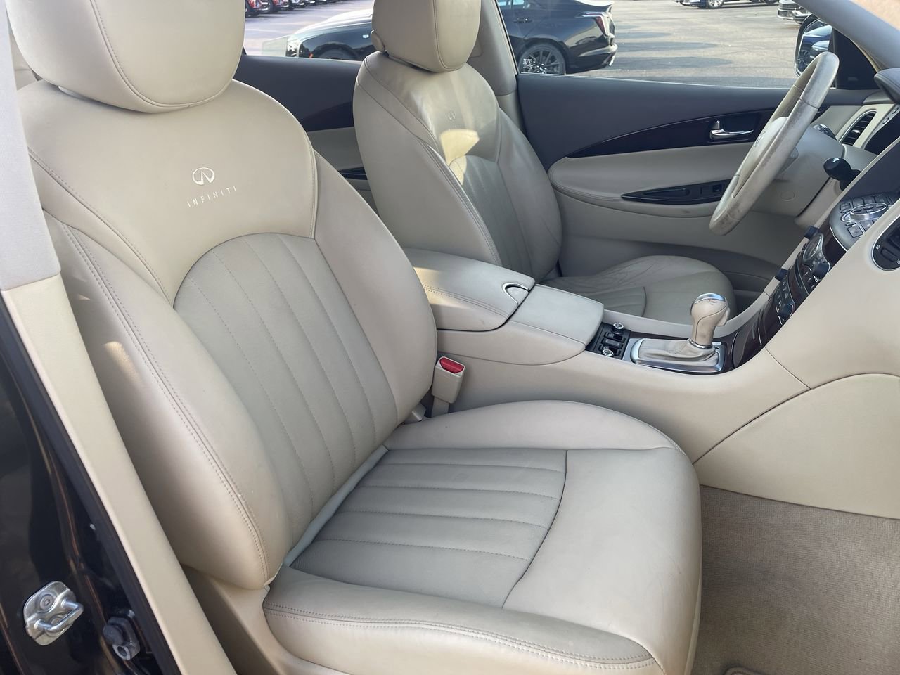 Thumbnail: 2011 INFINITI EX35 - 14