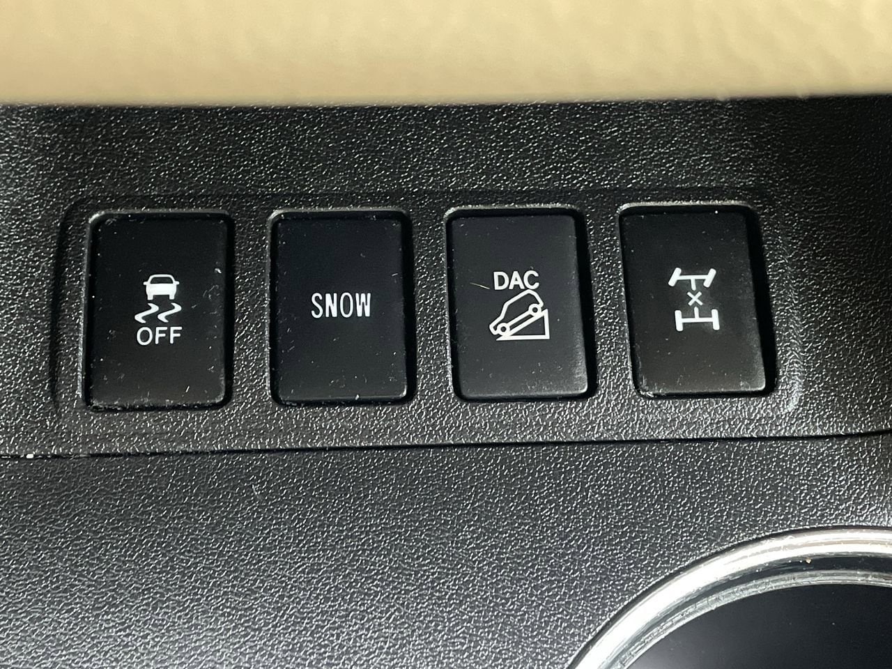 Thumbnail: 2019 Toyota Highlander - 31