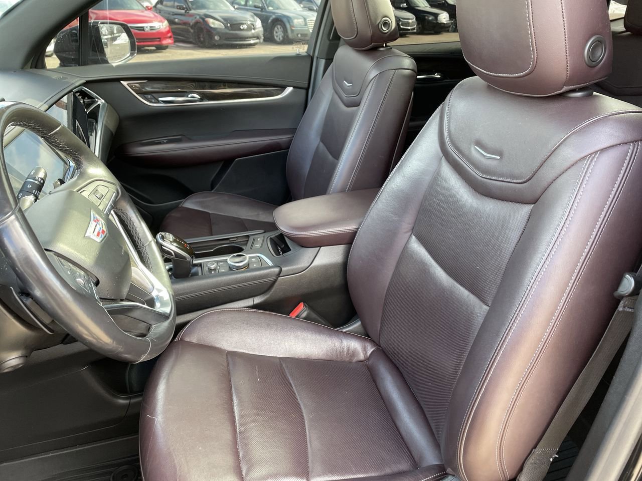 Thumbnail: 2021 Cadillac XT6 - 12