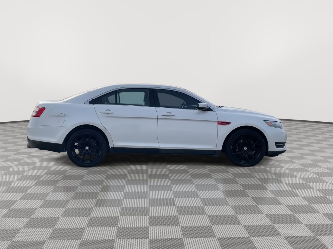 Thumbnail: 2014 Ford Taurus - 9